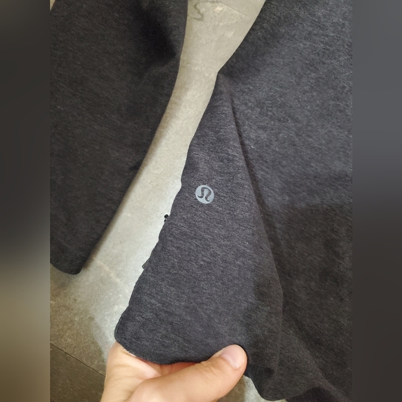 Lululemon Surge Warm Full Zip. Hood. Long Sleeves. Thumbholes. Dark Grey. M. - Picture 5 of 9